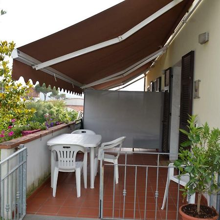 Casa Vacanza La Luna Sarzana Exterior foto